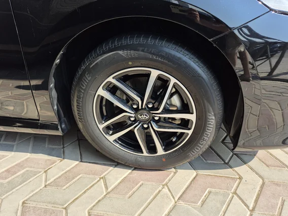 تويوتا كامري LE HEV 2024 