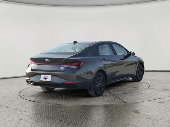 Hyundai Elantra Smart 2023 