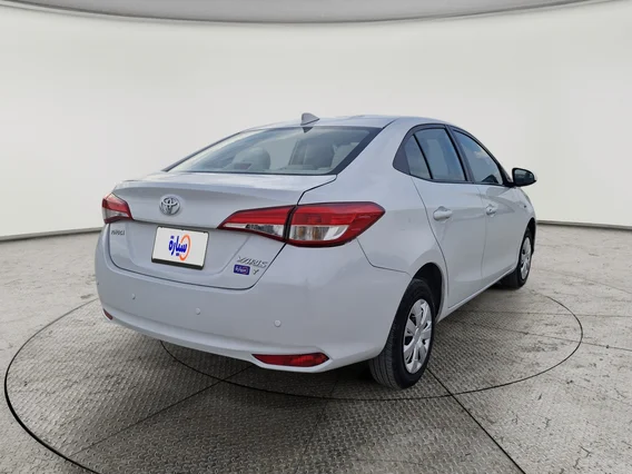 Toyota Yaris  Y 2022 