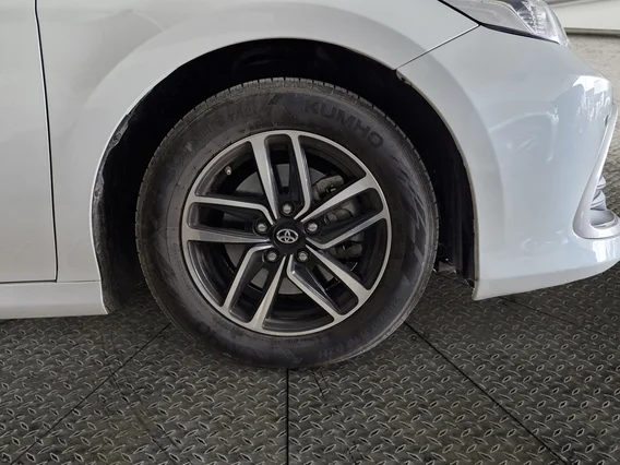 Toyota Camry  LE 2023 