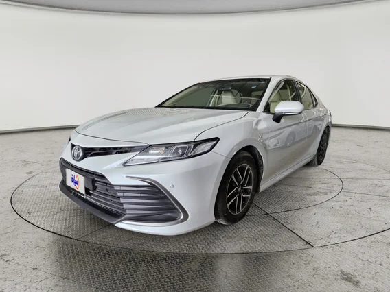 Toyota Camry  LE 2023 