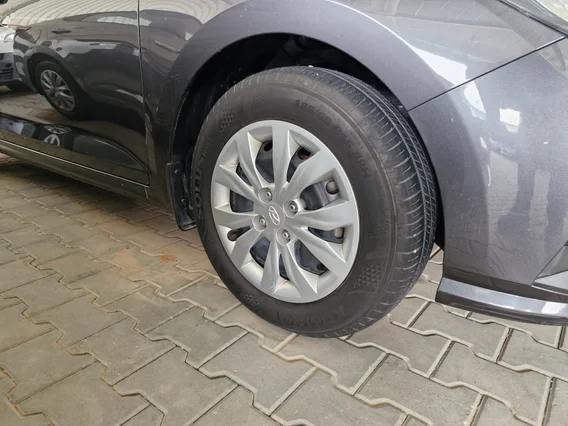 هيونداي اكسنت سمارت 2023 