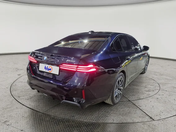 BMW 5 Series 520i 2024 