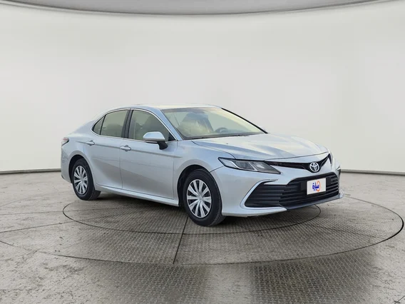 Toyota Camry  LE 2024 