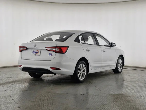 ام جي 5 STD 2023 