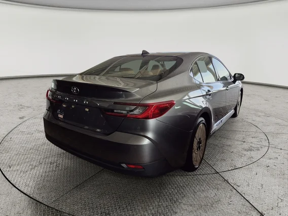 تويوتا كامري جراندي 2025 