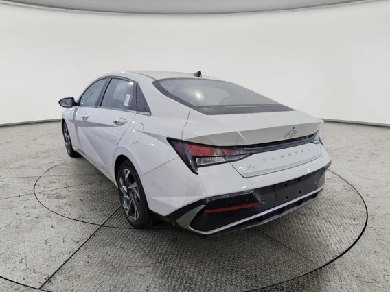 Hyundai Elantra Comfort China 2025 