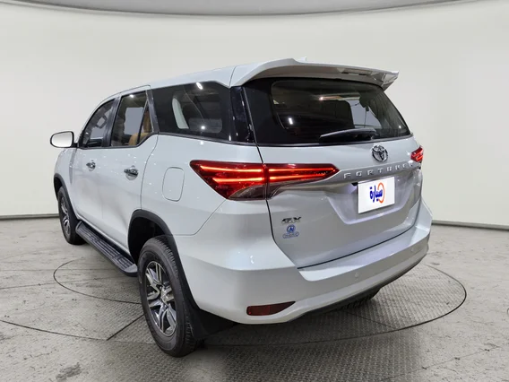 تويوتا فورتشنر GX2 4x2 2025 