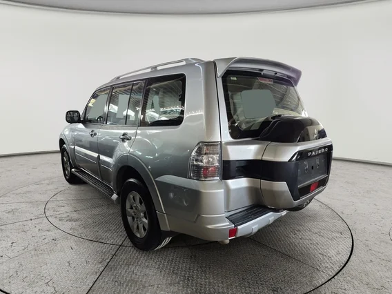 Mitsubishi Pajero GLS 5Doors 2022 دبل