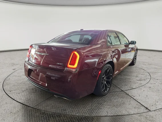 Chrysler S300 Full 2021 