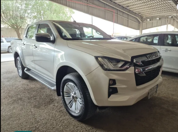 Isuzu D-max LS 2023 دبل