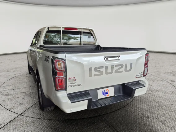 Isuzu D-max LS 2023 دبل