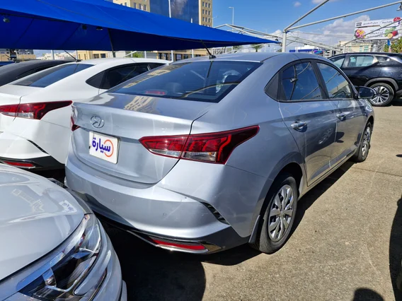 هيونداي اكسنت سمارت 2023 