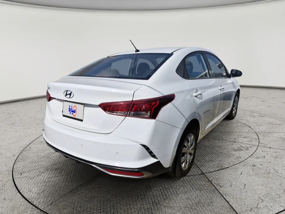 هيونداي اكسنت سمارت 2023 