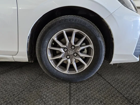 Toyota Yaris  Y 2023 