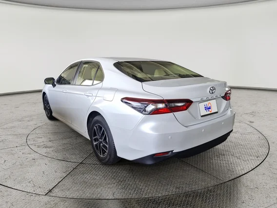 Toyota Camry  LE 2024 