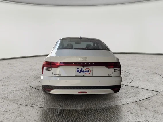 هيونداي اكسنت سمارت 2024 