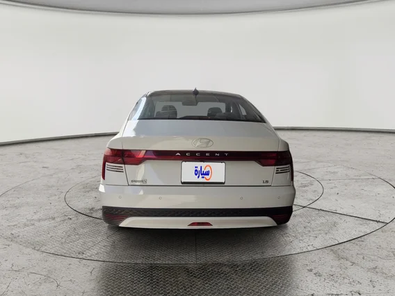 هيونداي اكسنت سمارت 2024 