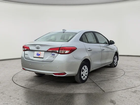 Toyota Yaris  Y 2021 