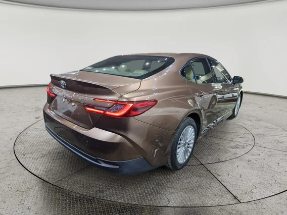 تويوتا كامري LE 2025 