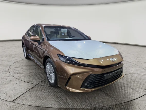 تويوتا كامري LE 2025 