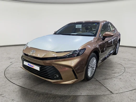 Toyota Camry  LE 2025 