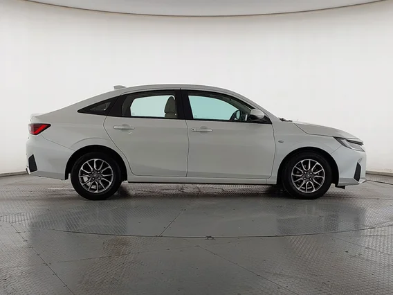 Toyota Yaris  Y 2023 