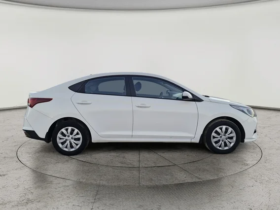 هيونداي اكسنت سمارت 2023 