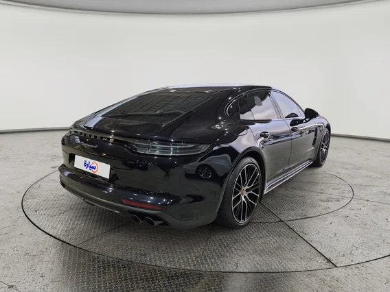 Porsche Panamera  2023 
