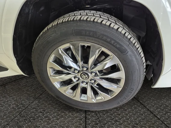 Toyota Land Cruiser GXR 2025 دبل