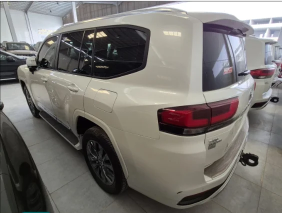 Toyota Land Cruiser GXR4 2023 دبل