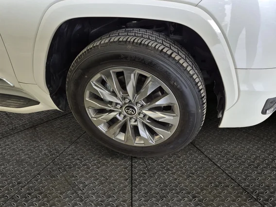 Toyota Land Cruiser GXR4 2023 دبل