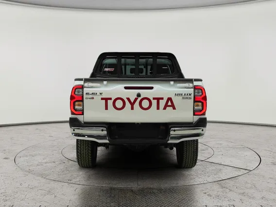 Toyota Hilux SGLX 4X4 AT 2.8L DSL 2026 دبل
