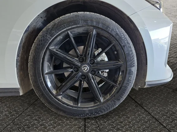 Changan UNI V Elite 2025 