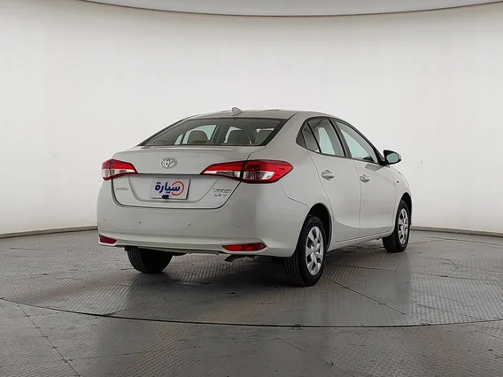 تويوتا يارس Y 2019 