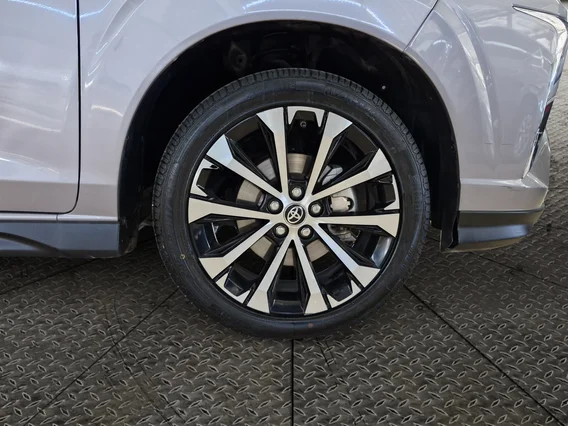 Toyota Veloz GLX 2023 