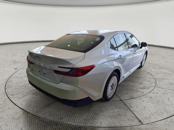 تويوتا كامري LE 2026 