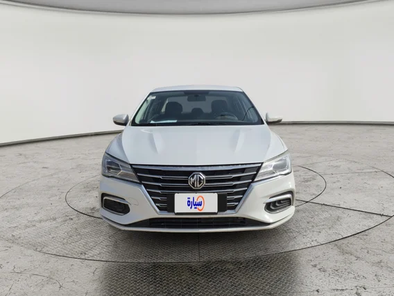 ام جي 5 STD 2023 