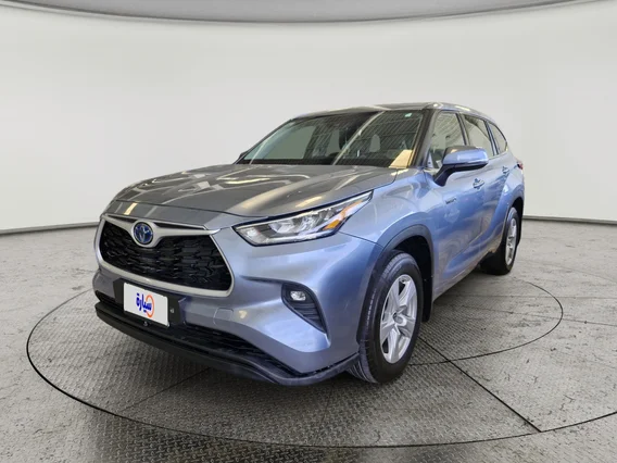 Toyota Highlander LE 2021 