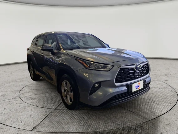 Toyota Highlander LE 2021 