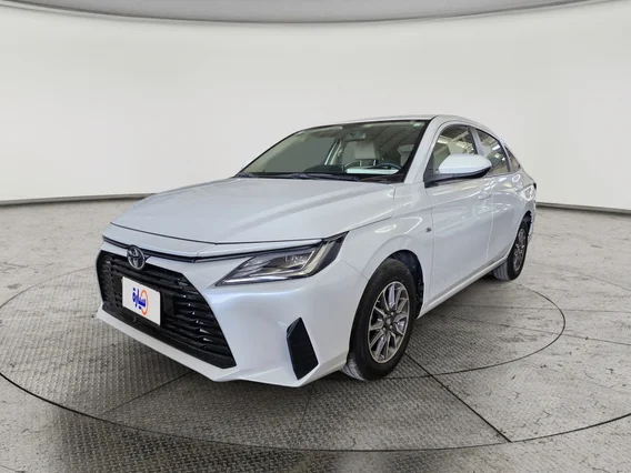 Toyota Yaris  Y 2023 