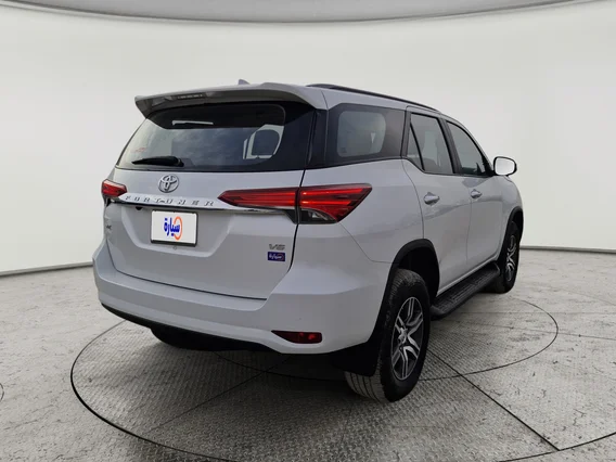 Toyota Fortuner VX 2023 دبل