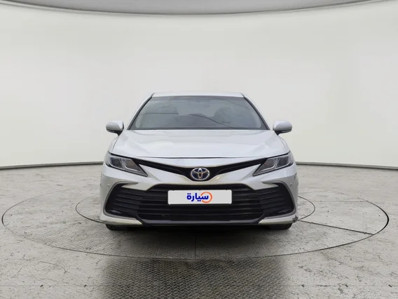 تويوتا كامري LE HEV 2023 