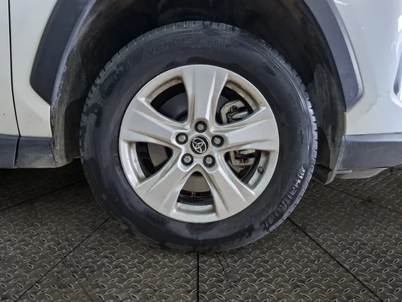 Toyota RAV4 LE 2022 