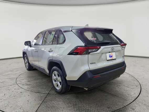 Toyota RAV4 LE 2022 
