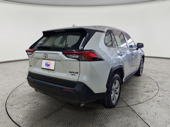 Toyota RAV4 LE 2022 