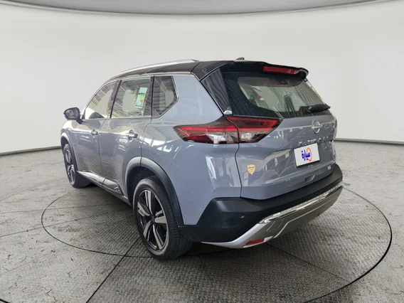 نيسان أكس تريل SL 2024 