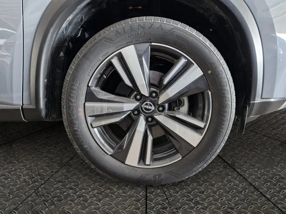 نيسان أكس تريل SL 2024 