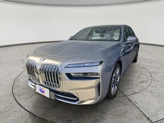 BMW 7 Series 735i 2024 