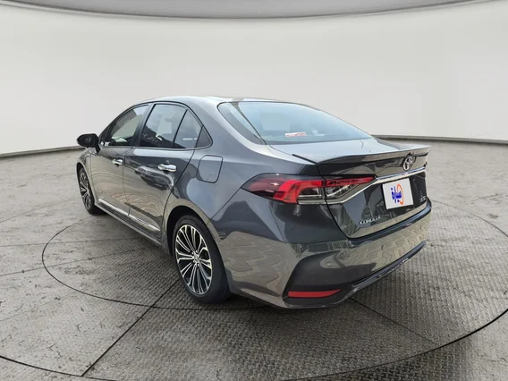 تويوتا كورولا XLI Executive Moonroof 2023 